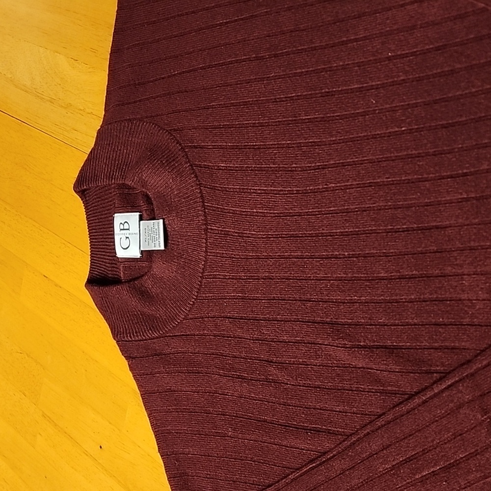 Sweater - Picture 2 of 2